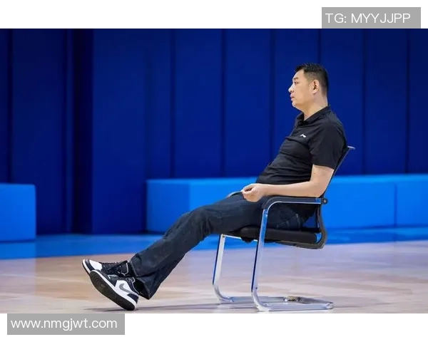 绿茵巨星风采集锦展现激情岁月与荣耀瞬间 绿茵巨星风采集锦展现激情岁月与荣耀瞬间